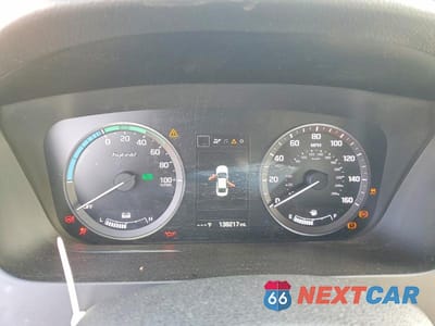 Zdjęcie 9 z 11 samochodu: 2016 HYUNDAI SONATA HYBRID SE VIN:KMHE24L12GA036641 - miniatura