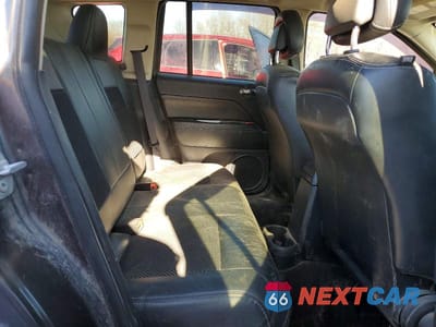 Zdjęcie 11 z 13 samochodu: 2016 JEEP COMPASS LATITUDE VIN:1C4NJDEB5GD810389 - miniatura