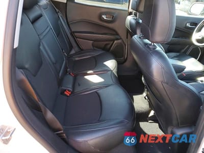 Zdjęcie 11 z 12 samochodu: 2019 JEEP COMPASS LATITUDE VIN:3C4NJDBB9KT835738 - miniatura