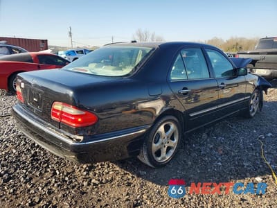 Trzecie zdjęcie samochodu z tyłu: 2002 MERCEDES-BENZ E 430 VIN:WDBJF70J22B481959 - miniatura