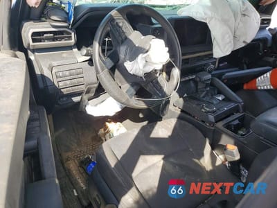 Zdjęcie 8 z 11 samochodu: 2025 TOYOTA TACOMA SR VIN:3TYLD5KNXST012975 - miniatura