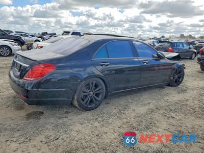 Trzecie zdjęcie samochodu z tyłu: 2015 MERCEDES-BENZ S 550 VIN:WDDUG8CB3FA094571 - miniatura