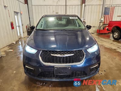 Piąte zdjęcie samochodu w środku: 2024 CHRYSLER PACIFICA TOURING L VIN:2C4RC3BG2RR181700 - miniatura