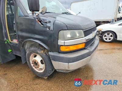 Zdjęcie 9 z 10 samochodu: 2013 CHEVROLET EXPRESS G4500 VIN:1GB6G5BLXD1118944 - miniatura