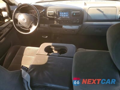 Zdjęcie 8 z 11 samochodu: 2006 FORD F250 SUPER DUTY UTILITY / SERVICE TRUCK VIN:1FTSX20P96EC17684 - miniatura