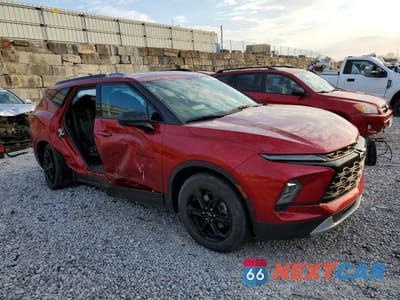 Czwarte zdjęcie samochodu z boku: 2023 CHEVROLET BLAZER 2LT VIN:3GNKBCR48PS186486 - miniatura