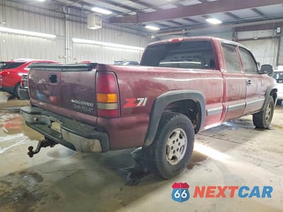 Trzecie zdjęcie samochodu z tyłu: 2000 CHEVROLET SILVERADO K1500 VIN:2GCEK19T7Y1139996 - miniatura