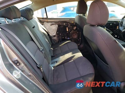 Zdjęcie 10 z 13 samochodu: 2016 KIA FORTE LX VIN:KNAFX4A6XG5584434 - miniatura