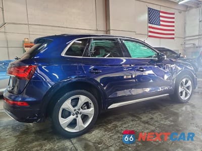 Trzecie zdjęcie samochodu z tyłu: 2021 AUDI Q5 PREMIUM PLUS VIN:WA1BAAFY7M2046776 - miniatura