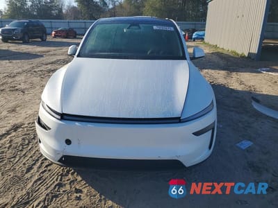 Piąte zdjęcie samochodu w środku: 2026 TESLA MODEL Y VIN:7SAYGDEE6TA412391 - miniatura