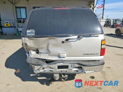 Zdjęcie 6 z 13 samochodu: 2004 CHEVROLET SUBURBAN C1500 VIN:3GNEC16Z04G330223 - miniatura