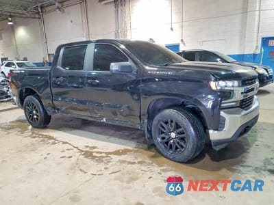 Czwarte zdjęcie samochodu z boku: 2021 CHEVROLET SILVERADO K1500 LT VIN:1GCPYJEK8MZ408190 - miniatura