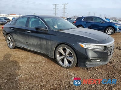 Czwarte zdjęcie samochodu z boku: 2018 HONDA ACCORD VIN:1HGCV1F90JA077362 - miniatura