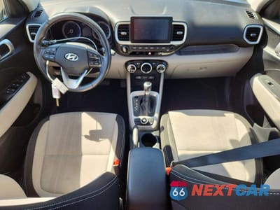 Zdjęcie 8 z 14 samochodu: 2022 HYUNDAI VENUE SEL VIN:KMHRC8A33NU147995 - miniatura