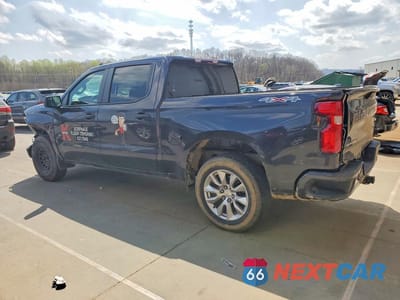 Drugie zdjęcie samochodu z przodu: 2022 CHEVROLET SILVERADO K1500 CUSTOM VIN:1GCPDBEK9NZ561678 - miniatura