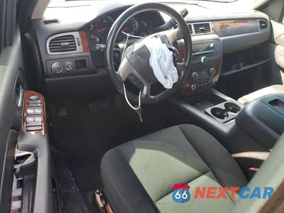 Zdjęcie 8 z 12 samochodu: 2014 CHEVROLET TAHOE C1500 LS VIN:1GNSCAE04ER176462 - miniatura