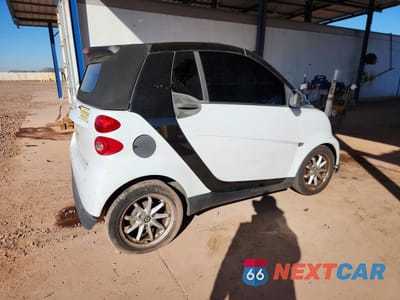 Trzecie zdjęcie samochodu z tyłu: 2008 SMART FORTWO PASSION VIN:WMEEK31X98K089467 - miniatura