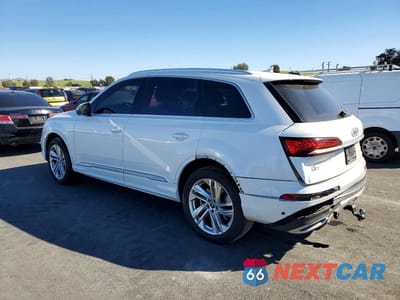 Drugie zdjęcie samochodu z przodu: 2021 AUDI Q7 PREMIUM VIN:WA1AJAF70MD030250 - miniatura