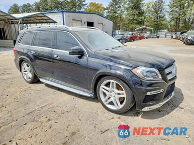 Czwarte zdjęcie samochodu z boku: 2016 MERCEDES-BENZ GL VIN:4JGDF7DE7GA705862 - miniatura
