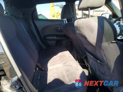Zdjęcie 10 z 12 samochodu: 2015 NISSAN JUKE S VIN:JN8AF5MR9FT511405 - miniatura