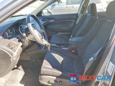Zdjęcie 7 z 12 samochodu: 2011 HONDA ACCORD LXP VIN:1HGCP2F46BA033713 - miniatura