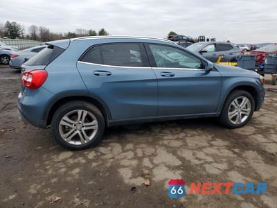 Trzecie zdjęcie samochodu z tyłu: 2015 MERCEDES-BENZ GLA-CLASS GLA250 4MA VIN:WDCTG4GB6FJ151428 - miniatura