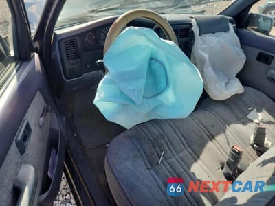 Zdjęcie 8 z 11 samochodu: 1998 TOYOTA TACOMA BASE VIN:4TANL42N9WZ071470 - miniatura