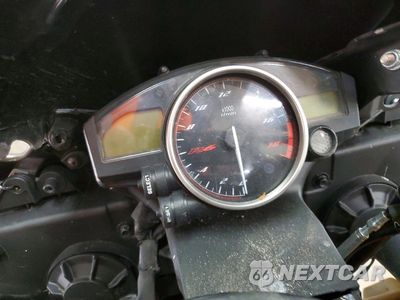 Zdjęcie 7 z 10 samochodu: 2009 YAMAHA YZFR6 VIN:JYARJ16E29A011842 - miniatura