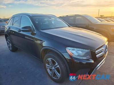 Czwarte zdjęcie samochodu z boku: 2016 MERCEDES-BENZ GLC 300 VIN:WDC0G4JBXGF086177 - miniatura