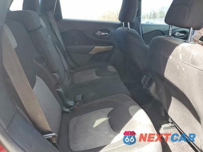 Zdjęcie 11 z 13 samochodu: 2017 JEEP CHEROKEE SPORT VIN:1C4PJMAB1HW591161 - miniatura