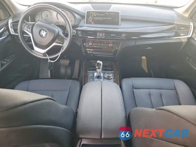 Zdjęcie 8 z 12 samochodu: 2016 BMW X5 SDRIVE35I VIN:5UXKR2C58G0R69281 - miniatura