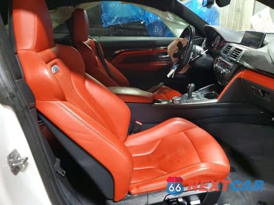 Zdjęcie 10 z 12 samochodu: 2016 BMW M4 VIN:WBS3R9C53GK335596 - miniatura