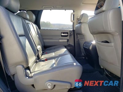 Zdjęcie 11 z 12 samochodu: 2012 TOYOTA SEQUOIA LIMITED VIN:5TDKY5G16CS043000 - miniatura
