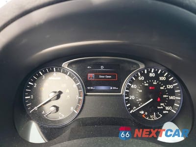 Zdjęcie 9 z 13 samochodu: 2017 NISSAN ALTIMA 2.5 SR VIN:1N4AL3AP3HN312150 - miniatura