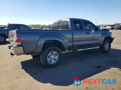 Trzecie zdjęcie samochodu z tyłu: 2013 TOYOTA TACOMA PRERUNNER VIN:5TFTX4GN4DX026275 - miniatura
