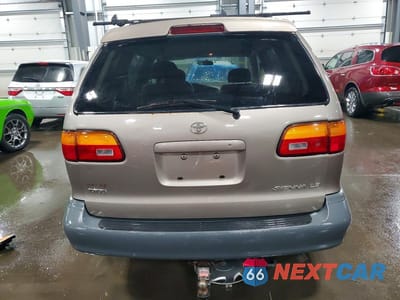 Zdjęcie 6 z 14 samochodu: 1999 TOYOTA SIENNA LE VIN:4T3ZF13C6XU093193 - miniatura