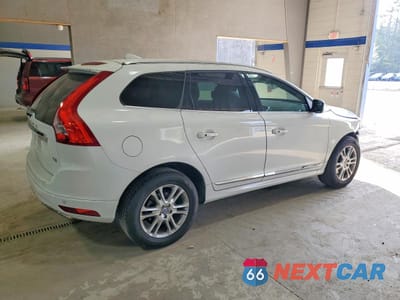 Trzecie zdjęcie samochodu z tyłu: 2015 VOLVO XC60 T5 PREMIER+ VIN:YV440MDCXF2620765 - miniatura