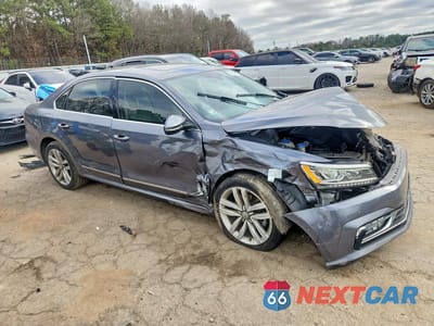 Czwarte zdjęcie samochodu z boku: 2017 VOLKSWAGEN PASSAT SEL PREMIUM VIN:1VWCT7A32HC018108 - miniatura