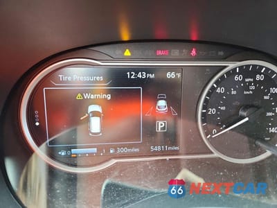 Zdjęcie 9 z 11 samochodu: 2019 NISSAN KICKS SR VIN:3N1CP5CU9KL524003 - miniatura