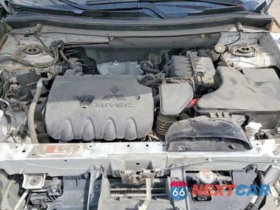 Zdjęcie 11 z 12 samochodu: 2018 MITSUBISHI OUTLANDER SE VIN:JA4AD3A39JZ054519 - miniatura