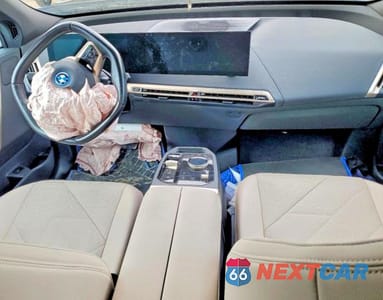 Zdjęcie 8 z 11 samochodu: 2024 BMW IX XDRIVE50 VIN:WB523CF03RCR10807 - miniatura