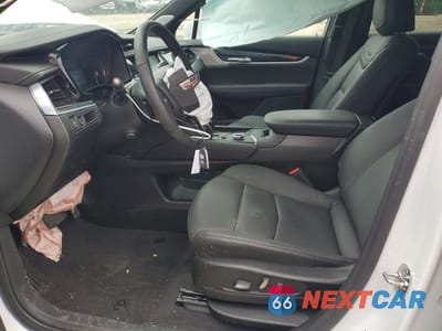 Zdjęcie 7 z 14 samochodu: 2025 CADILLAC XT6 PREMIUM LUXURY VIN:1GYKPDRS4SZ158205 - miniatura