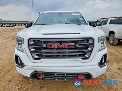 Piąte zdjęcie samochodu w środku: 2020 GMC SIERRA K1500 AT4 VIN:3GTP9EED8LG284376 - miniatura