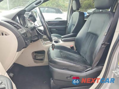 Zdjęcie 7 z 13 samochodu: 2018 DODGE GRAND CARAVAN SXT VIN:2C4RDGCG1JR327298 - miniatura