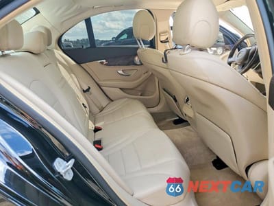 Zdjęcie 10 z 11 samochodu: 2015 MERCEDES-BENZ C 300 4MATIC VIN:55SWF4KB8FU089730 - miniatura