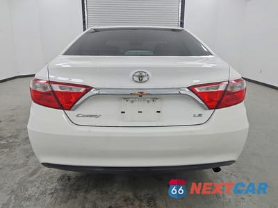 Zdjęcie 6 z 12 samochodu: 2017 TOYOTA CAMRY LE VIN:4T1BF1FK7HU436432 - miniatura