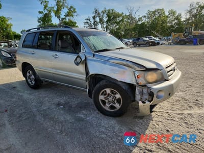 Czwarte zdjęcie samochodu z boku: 2007 TOYOTA HIGHLANDER BASE VIN:JTEGD21A170170315 - miniatura