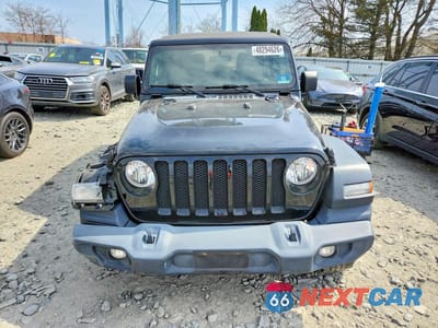Piąte zdjęcie samochodu w środku: 2021 JEEP WRANGLER UNLIMITED SPORT VIN:1C4HJXDG3MW528540 - miniatura