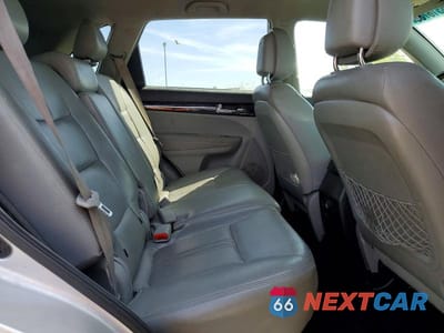 Zdjęcie 11 z 13 samochodu: 2011 KIA SORENTO LX VIN:5XYKT3A18BG040011 - miniatura