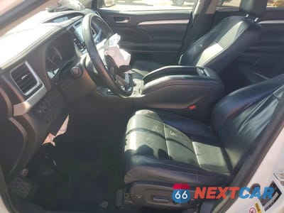 Zdjęcie 7 z 13 samochodu: 2018 TOYOTA HIGHLANDER XLE VIN:5TDKZRFHXJS264180 - miniatura